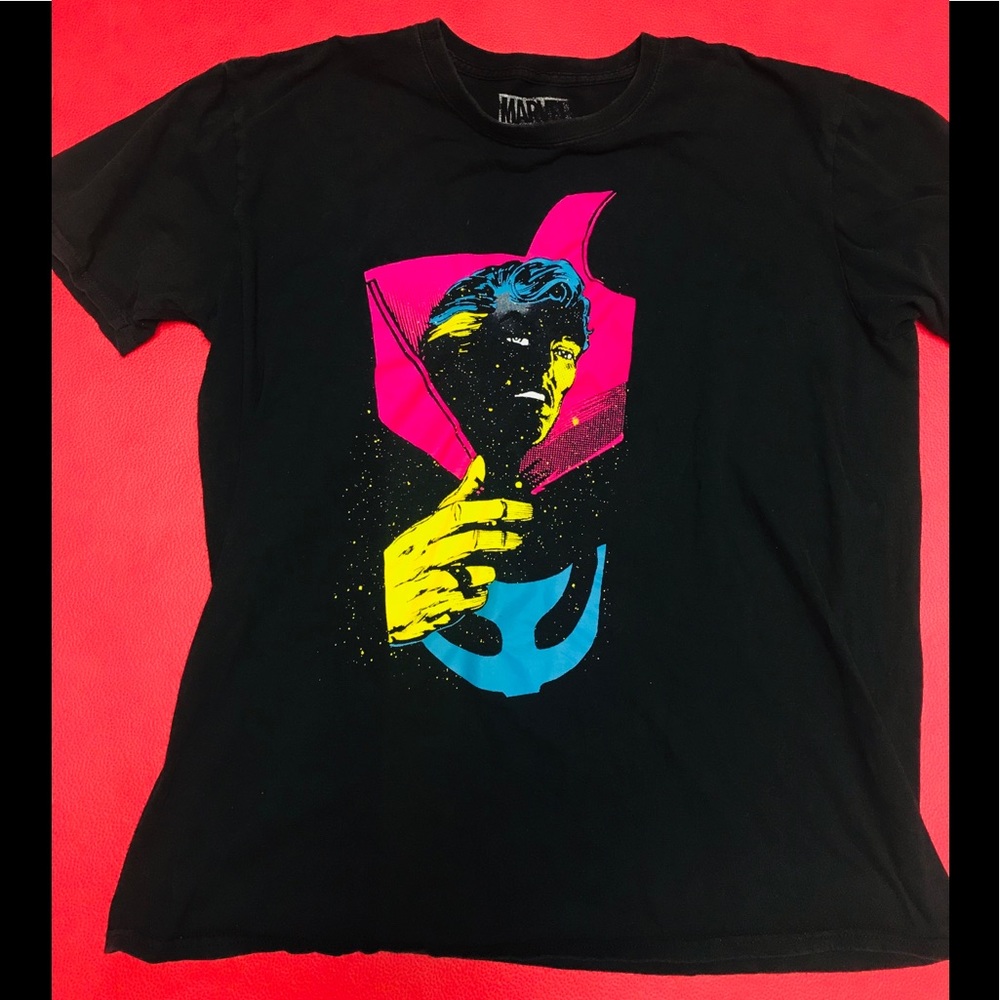 Marvel Vintage T Shirt Size XL Black Pink